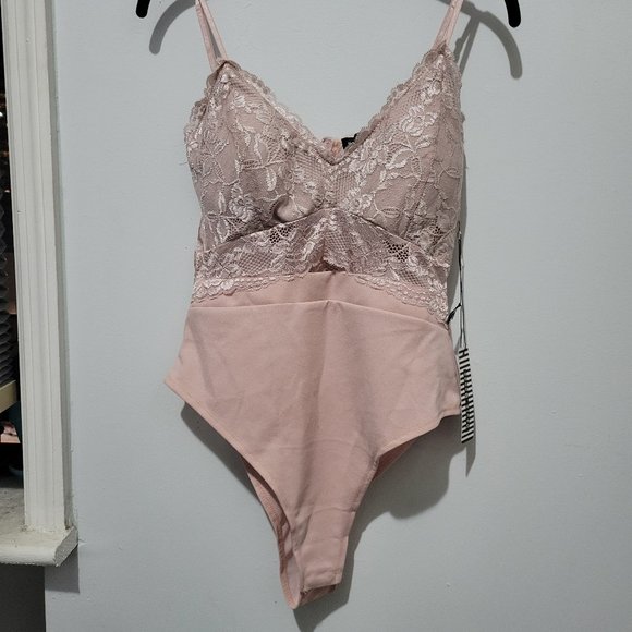 NWT Pink Haute Monde Lace Bodysuit Large - Picture 1 of 7